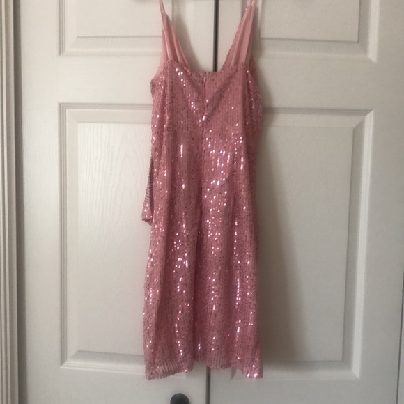Mini pink disco dress - Picture 2 of 2